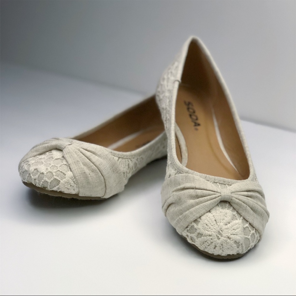 NWT- SODA Flats Size 6 M